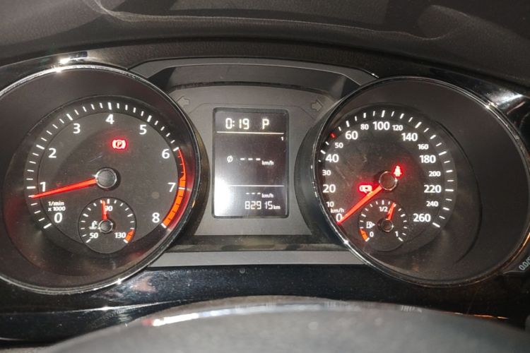 Used Volkswagen Sagitar 2017 230TSI Automatic Comfort Version Instrument Cluster