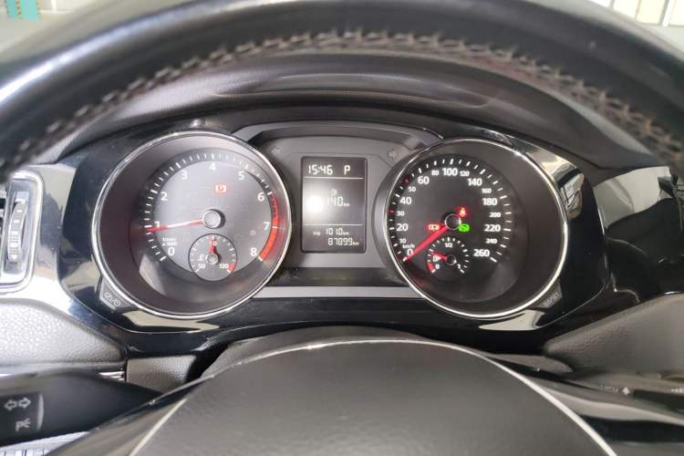 Used Volkswagen Sagitar 2017 230TSI Automatic Comfort Version Instrument Cluster