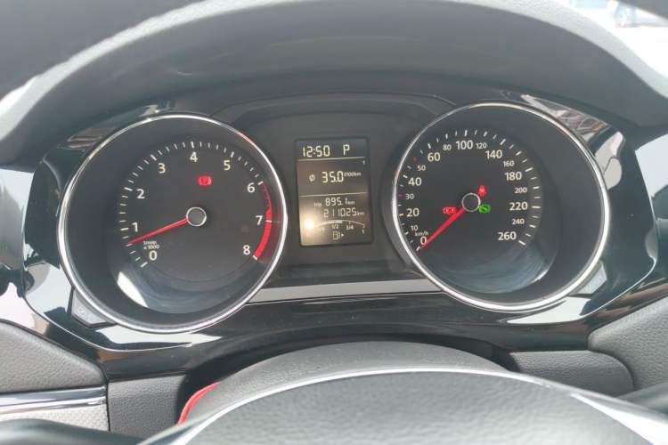 Used Volkswagen Sagitar 2017 1.6L Automatic Comfort Model Instrument Cluster