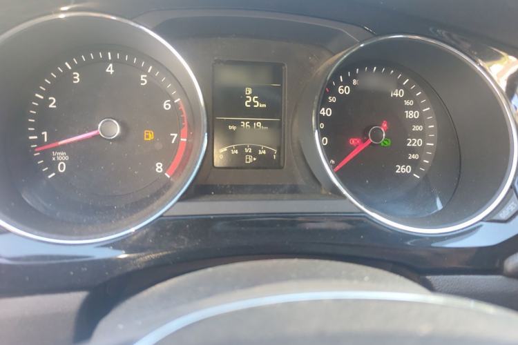 Used Volkswagen Sagitar 2017 1.6L Automatic Comfort Model Instrument Cluster
