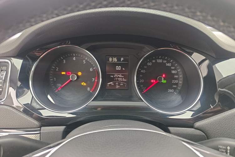 Used Volkswagen Sagitar 2017 1.6L Automatic Comfort Model Instrument Cluster
