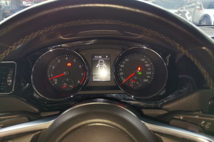 Used Volkswagen Sagitar 2017 280TSI Automatic R-Line Instrument Cluster