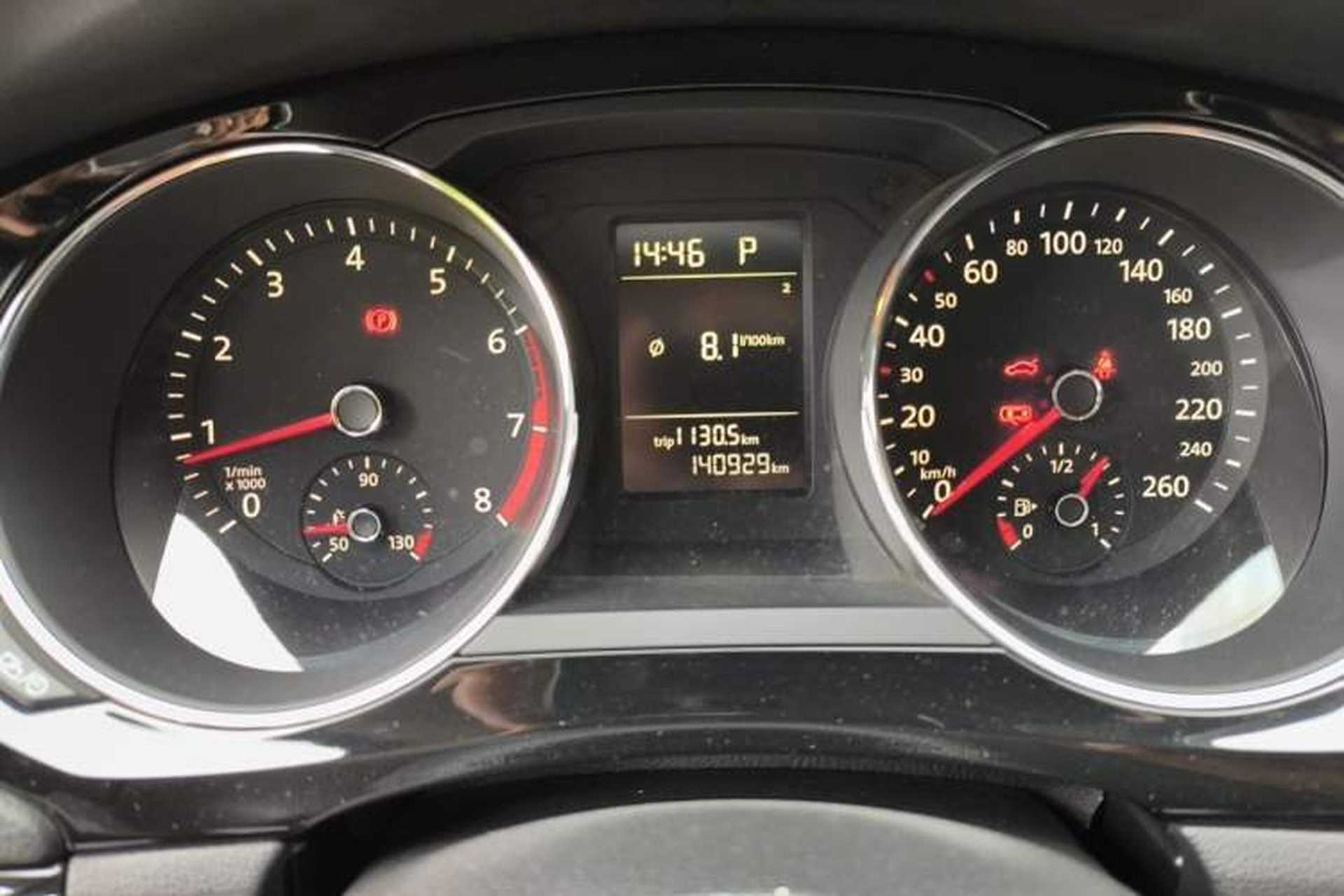 Used Volkswagen Sagitar 2017 230TSI Automatic Comfort Version Instrument Cluster