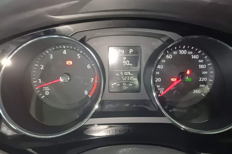 Used Volkswagen Sagitar 2017 1.6L Automatic Comfort Model Instrument Cluster