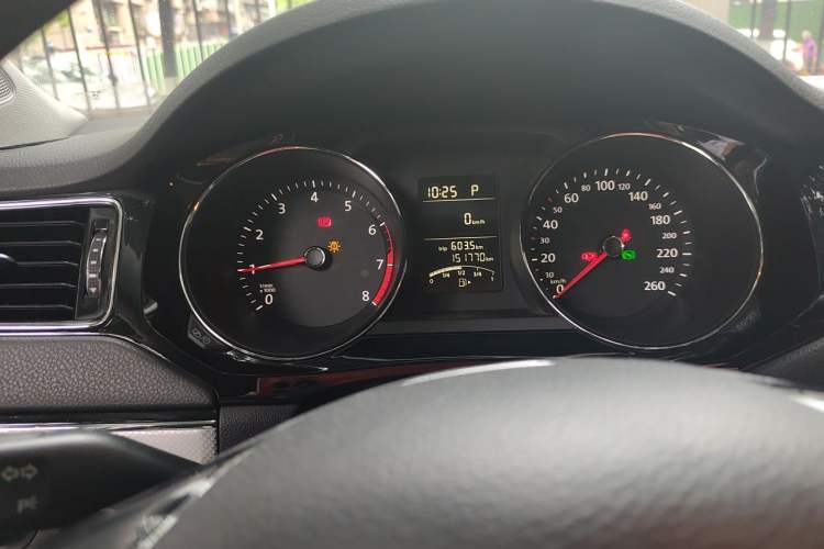 Used Volkswagen Sagitar 2017 1.6L Automatic Comfort Model Instrument Cluster