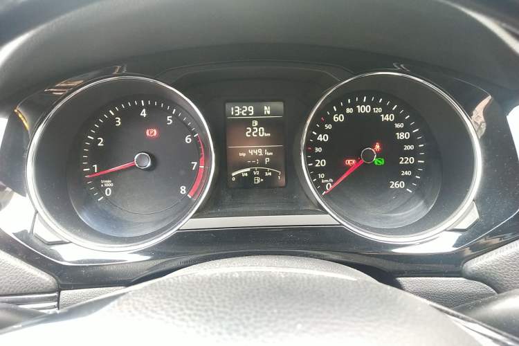 Used Volkswagen Sagitar 2017 1.6L Automatic Comfort Model Instrument Cluster