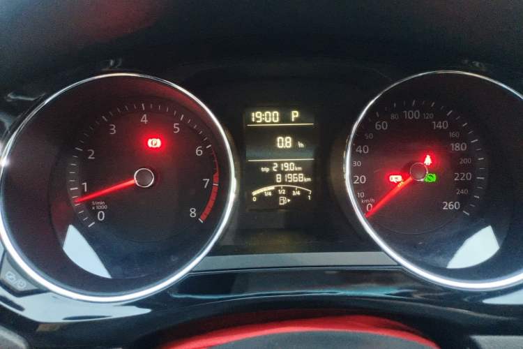 Used Volkswagen Sagitar 2017 1.6L Automatic Comfort Model Instrument Cluster
