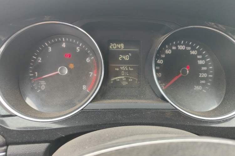 Used Volkswagen Sagitar 2017 1.6L Manual Comfort Model Instrument Cluster