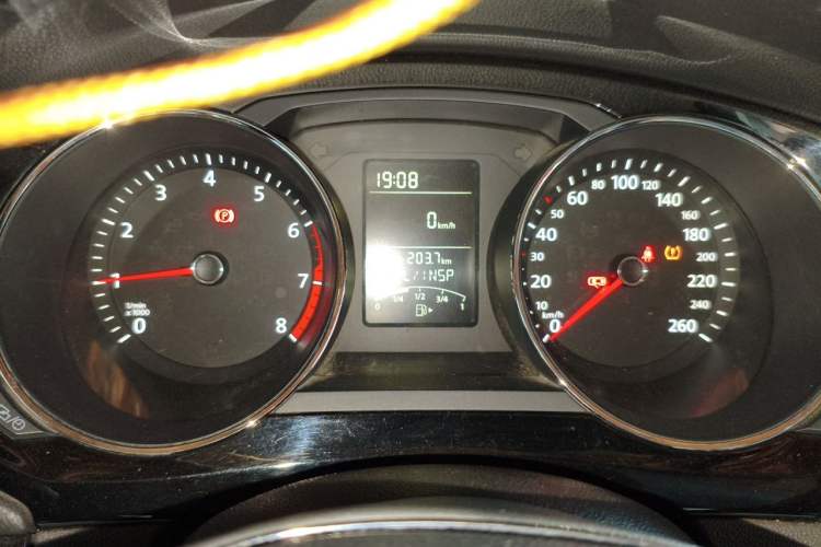 Used Volkswagen Sagitar 2017 1.6L Manual Comfort Model Instrument Cluster