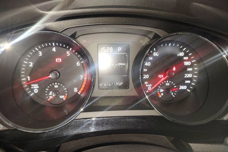 Used Volkswagen Sagitar 2017 230TSI Automatic Comfort Version Instrument Cluster