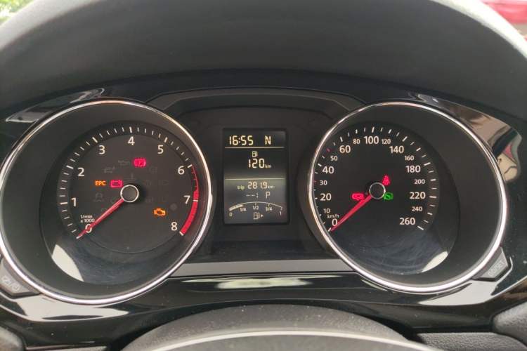 Used Volkswagen Sagitar 2017 1.6L Automatic Comfort Model Instrument Cluster