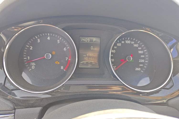 Used Volkswagen Sagitar 2017 1.6L Automatic Comfort Model Instrument Cluster