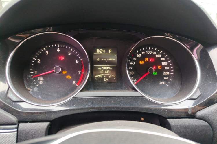 Used Volkswagen Sagitar 2017 1.6L Automatic Comfort Model Instrument Cluster