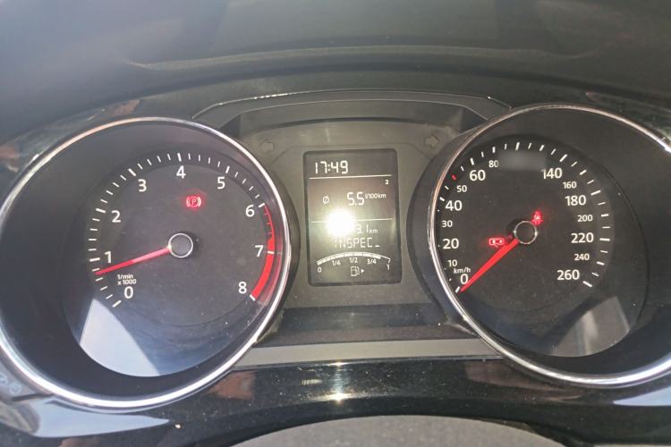 Used Volkswagen Sagitar 2017 1.6L Manual Comfort Model Instrument Cluster