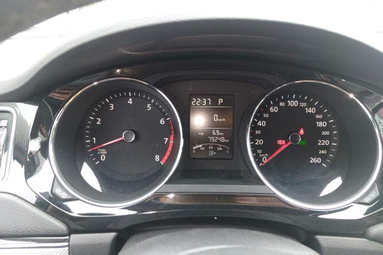 Used Volkswagen Sagitar 2017 1.6L Automatic Comfort Model Instrument Cluster
