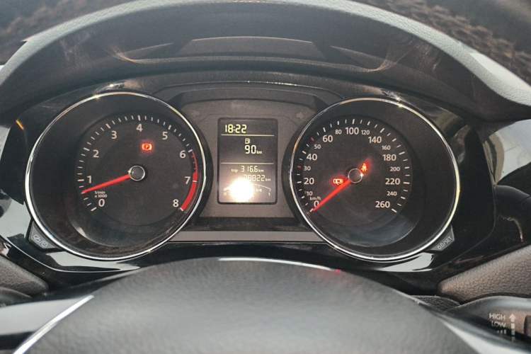 Used Volkswagen Sagitar 2017 1.6L Manual Comfort Model Instrument Cluster