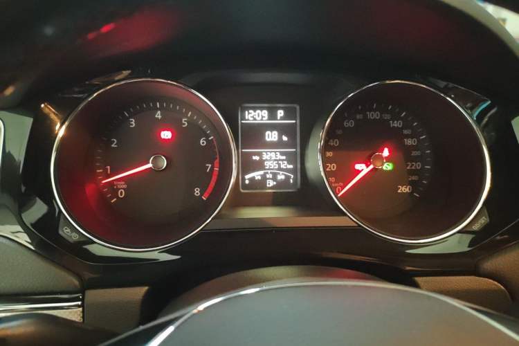 Used Volkswagen Sagitar 2017 1.6L Automatic Comfort Model Instrument Cluster