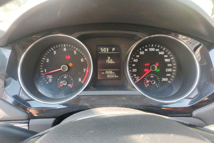 Used Volkswagen Sagitar 2017 230TSI Automatic Comfort Version Instrument Cluster