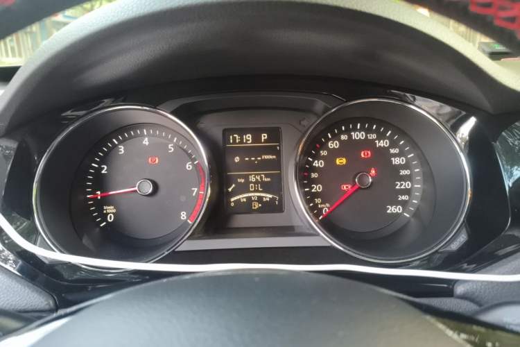 Used Volkswagen Sagitar 2017 1.6L Automatic Comfort Model Instrument Cluster