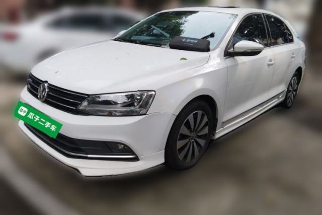 Used Volkswagen Sagitar 2017 230TSI Automatic Comfort Version
