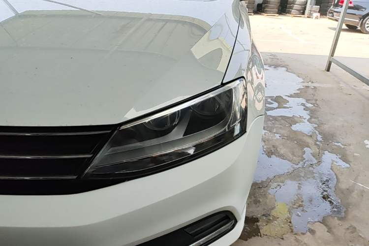 Used Volkswagen Sagitar 2017 180TSI Automatic Leading Model Left Front Headlight