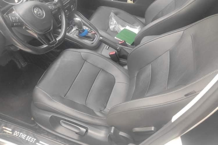Used Volkswagen Sagitar 2017 1.6L Automatic Comfort Model Left Front Seat