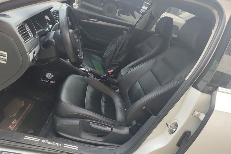 Used Volkswagen Sagitar 2017 1.6L Automatic Comfort Model Left Front Seat
