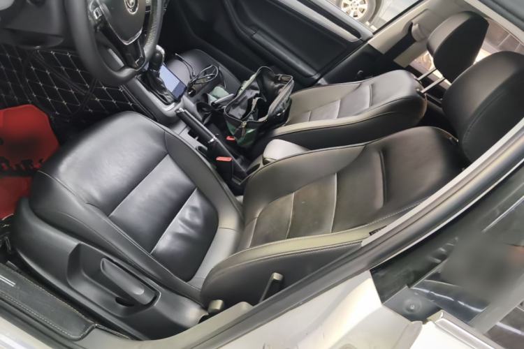 Used Volkswagen Sagitar 2017 1.6L Automatic Comfort Model Left Front Seat