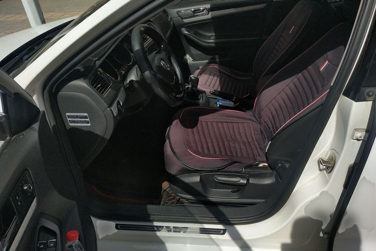 Used Volkswagen Sagitar 2017 1.6L Automatic Comfort Model Left Front Seat