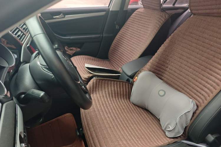 Used Volkswagen Sagitar 2017 1.6L Manual Comfort Model Left Front Seat