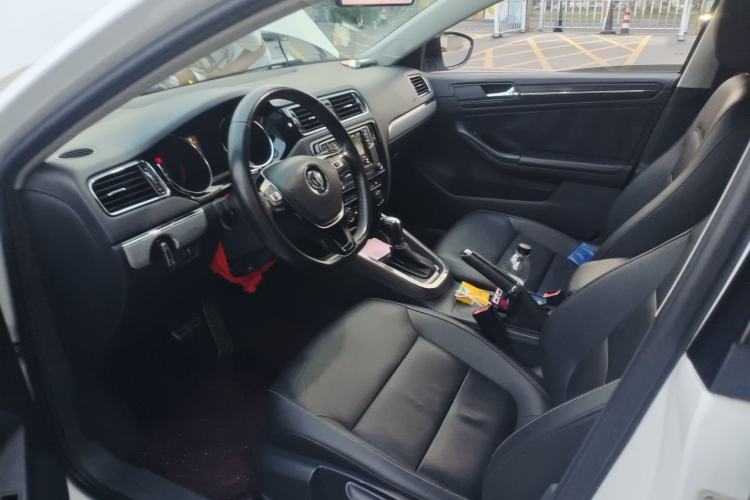 Used Volkswagen Sagitar 2017 1.6L Automatic Comfort Model Left Front Seat