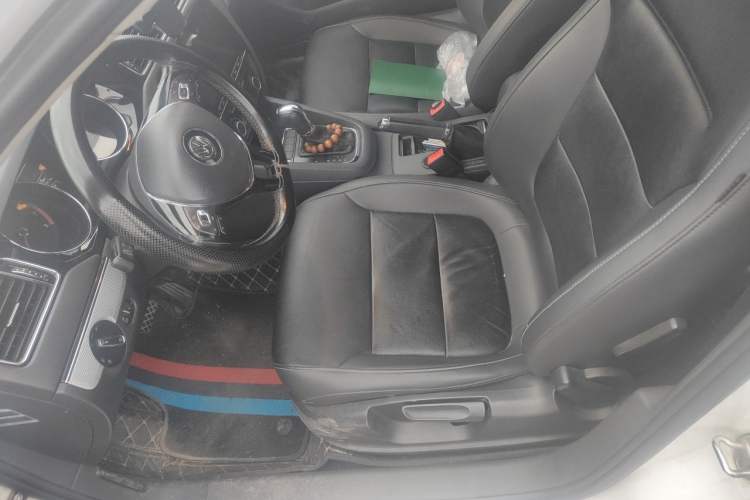 Used Volkswagen Sagitar 2017 1.6L Automatic Comfort Model Left Front Seat