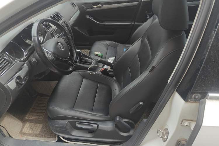 Used Volkswagen Sagitar 2017 1.6L Automatic Comfort Model Left Front Seat