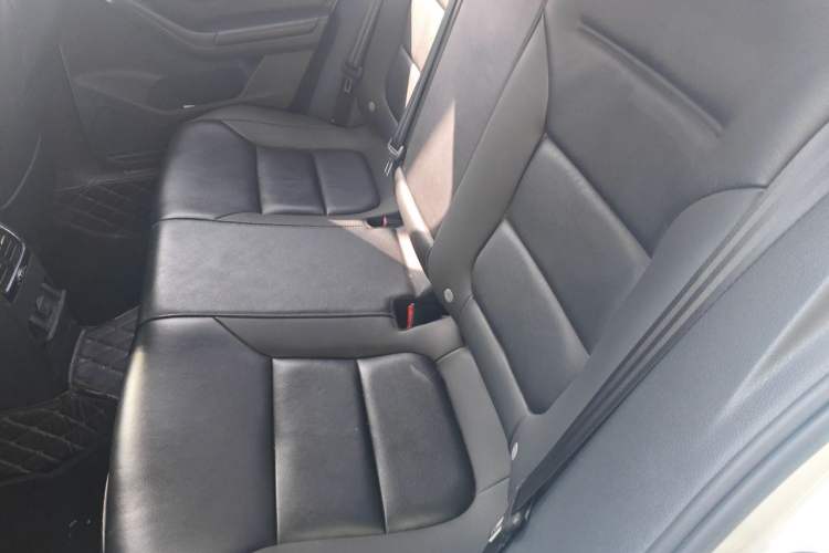 Used Volkswagen Sagitar 2017 230TSI Automatic Comfort Version Left Rear Seat