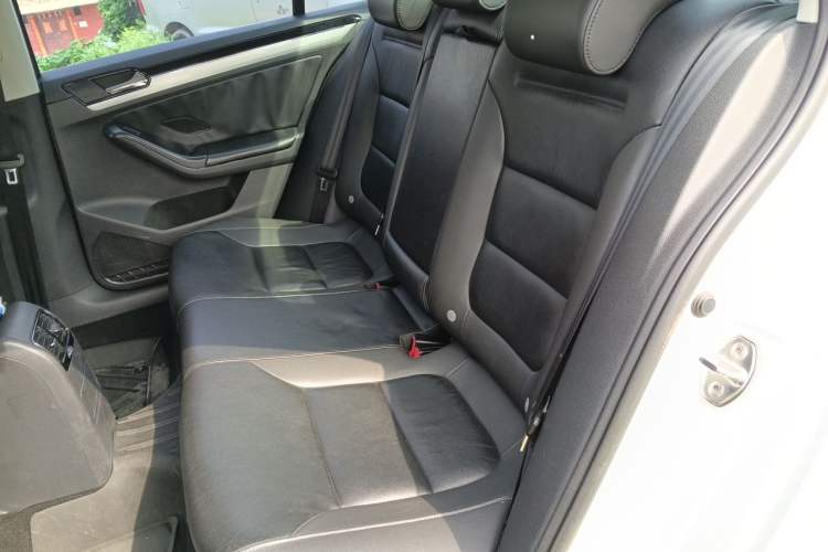 Used Volkswagen Sagitar 2017 1.6L Automatic Comfort Model Left Rear Seat