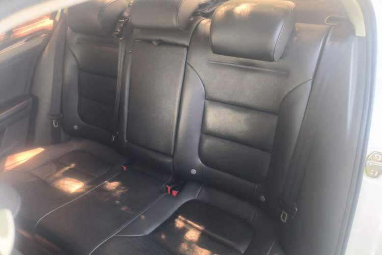Used Volkswagen Sagitar 2017 230TSI Automatic Comfort Version Left Rear Seat