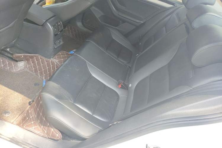 Used Volkswagen Sagitar 2017 1.6L Manual Comfort Model Left Rear Seat