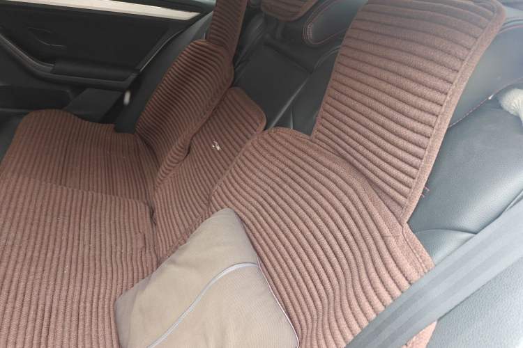 Used Volkswagen Sagitar 2017 1.6L Manual Fashion Model Left Rear Seat