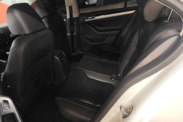 Used Volkswagen Sagitar 2017 230TSI Automatic Comfort Version Left Rear Seat