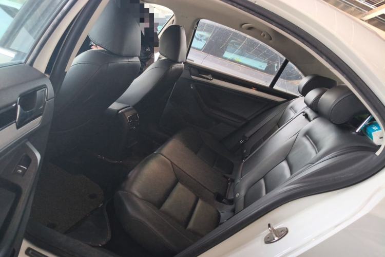 Used Volkswagen Sagitar 2017 180TSI Automatic Leading Model Left Rear Seat