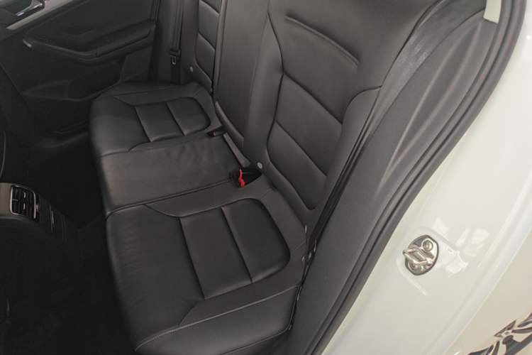 Used Volkswagen Sagitar 2017 230TSI Automatic Comfort Version Left Rear Seat