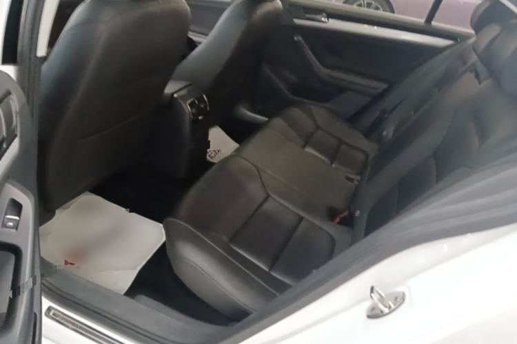 Used Volkswagen Sagitar 2017 230TSI Automatic Comfort Version Left Rear Seat
