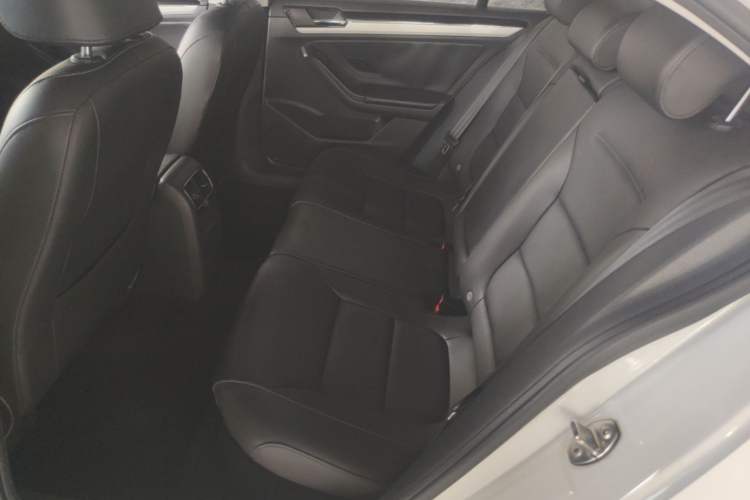 Used Volkswagen Sagitar 2017 230TSI Automatic Comfort Version Left Rear Seat