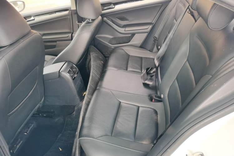 Used Volkswagen Sagitar 2017 1.6L Automatic Comfort Model Left Rear Seat