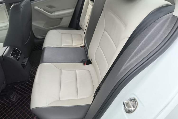 Used Volkswagen Sagitar 2017 230TSI Automatic Comfort Version Left Rear Seat