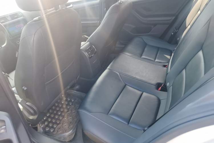 Used Volkswagen Sagitar 2017 230TSI Automatic Comfort Version Left Rear Seat