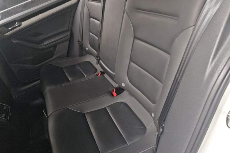 Used Volkswagen Sagitar 2017 1.6L Automatic Comfort Model Left Rear Seat