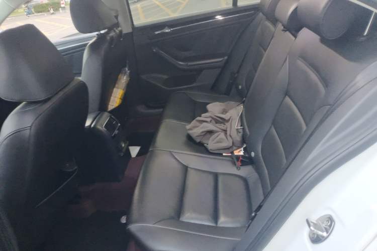 Used Volkswagen Sagitar 2017 1.6L Automatic Comfort Model Left Rear Seat