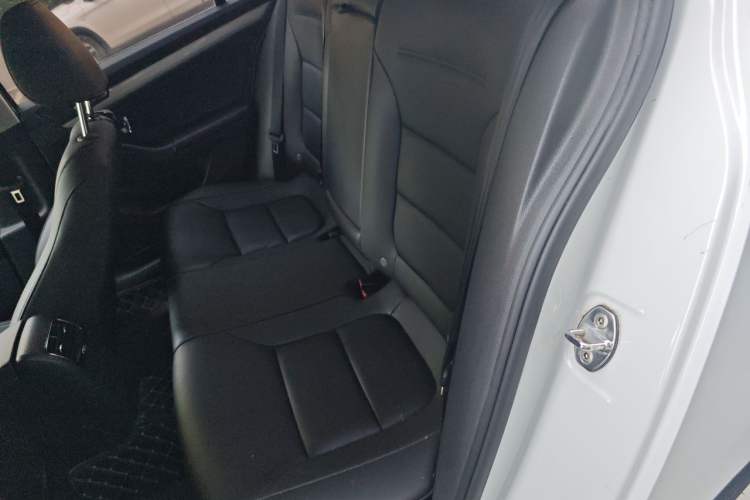 Used Volkswagen Sagitar 2017 230TSI Automatic Comfort Version Left Rear Seat