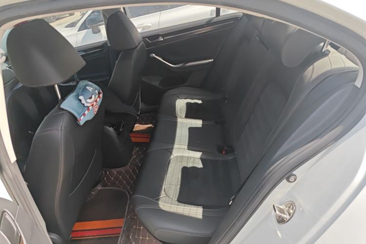 Used Volkswagen Sagitar 2017 230TSI Automatic Luxury Edition Left Rear Seat